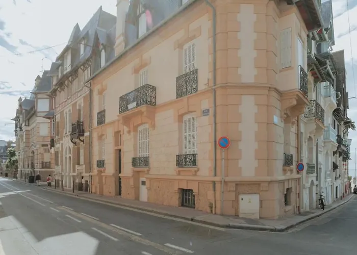 30 Metres De La Et Des Planches. A Pied ! 트로우빌쉬메르