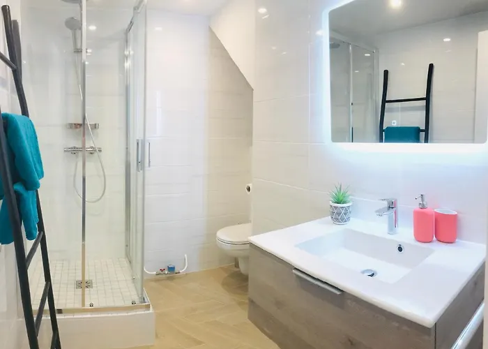 30 Metres De La Et Des Planches. A Pied ! 아파트